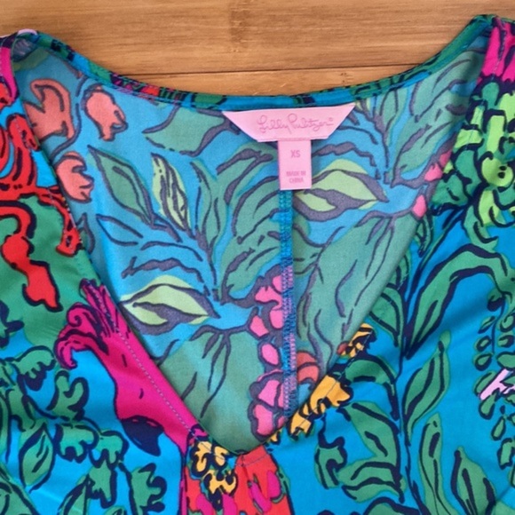 Lilly Pulitzer McFarland Dress - Size XS V-neck with Bell Sleeves. Exc Cond - Picture 3 of 10
